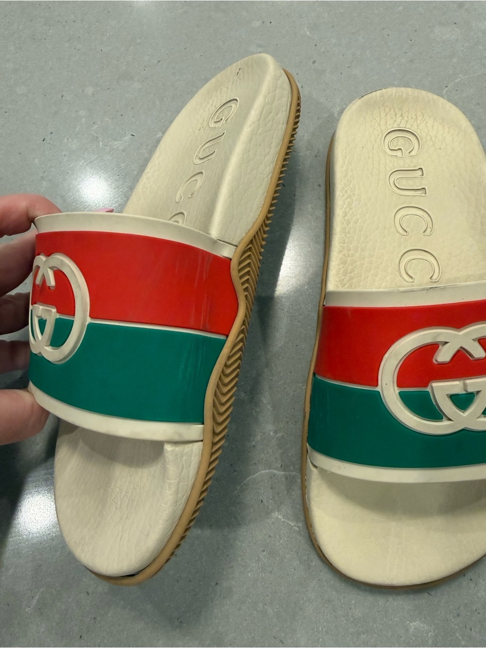 Gucci Red and Green Double-G Rubber Slide Sandals - Picture 2 of 8
